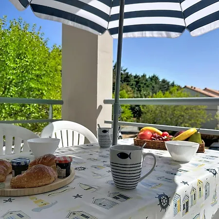 Appartement Le Hameau Du Golf-3 By Interhome *